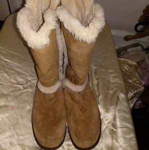 Uggs womens sz 10